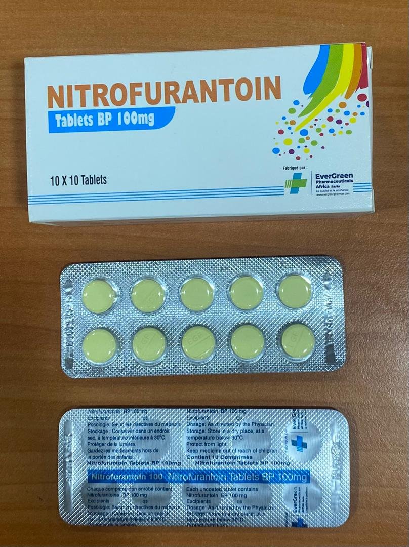 NITROFURANTOIN 100 — Antibiothérapie